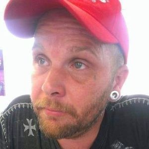 Meet your Posher, Ernest